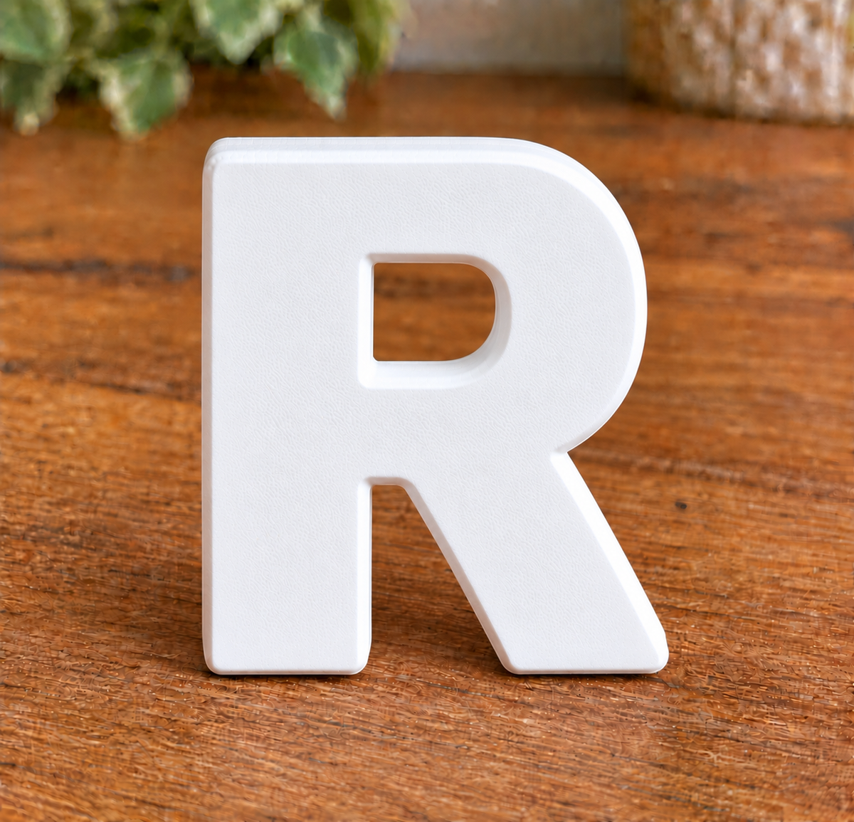 R